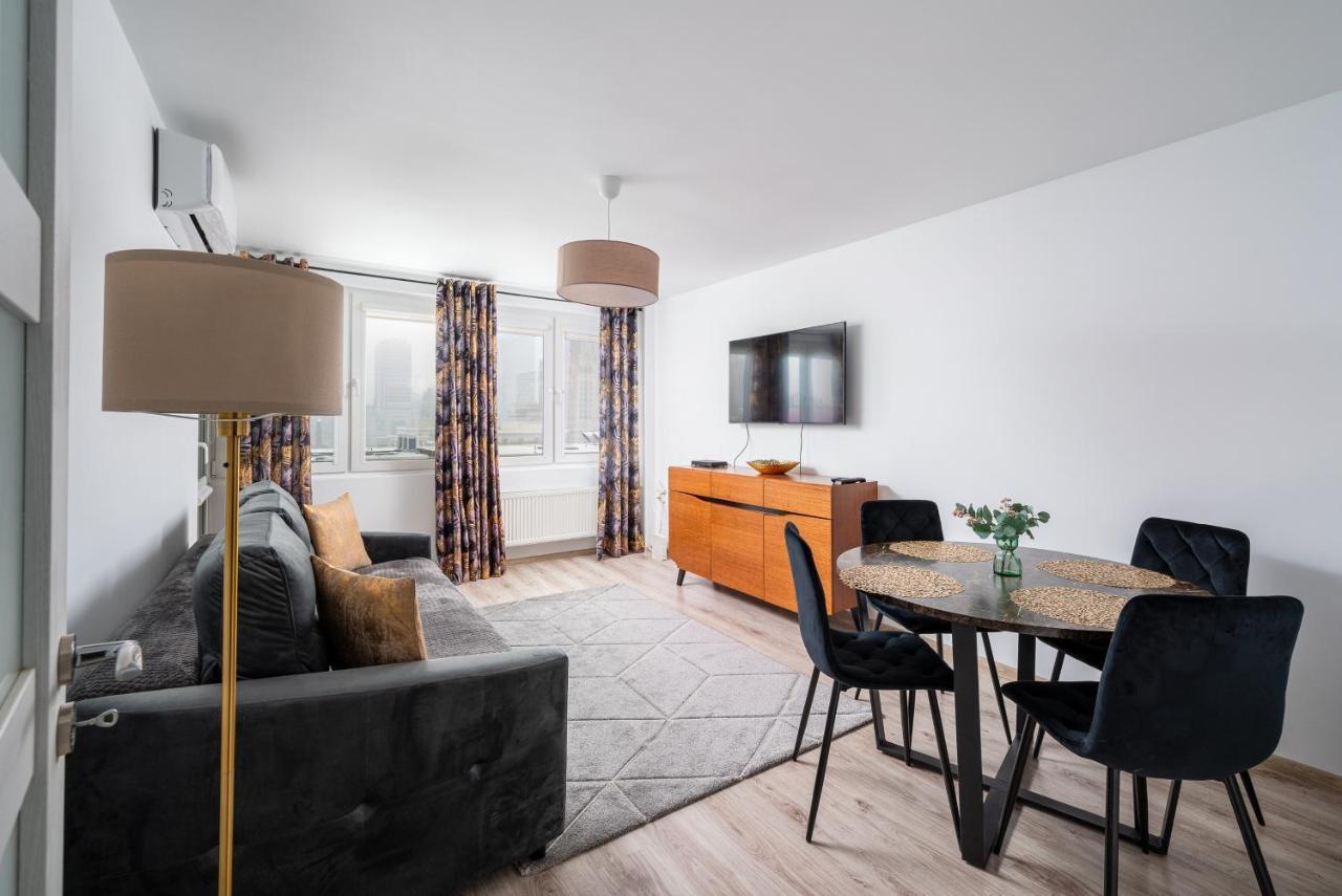 9Th Floor City View Apartment Varsóvia Exterior foto